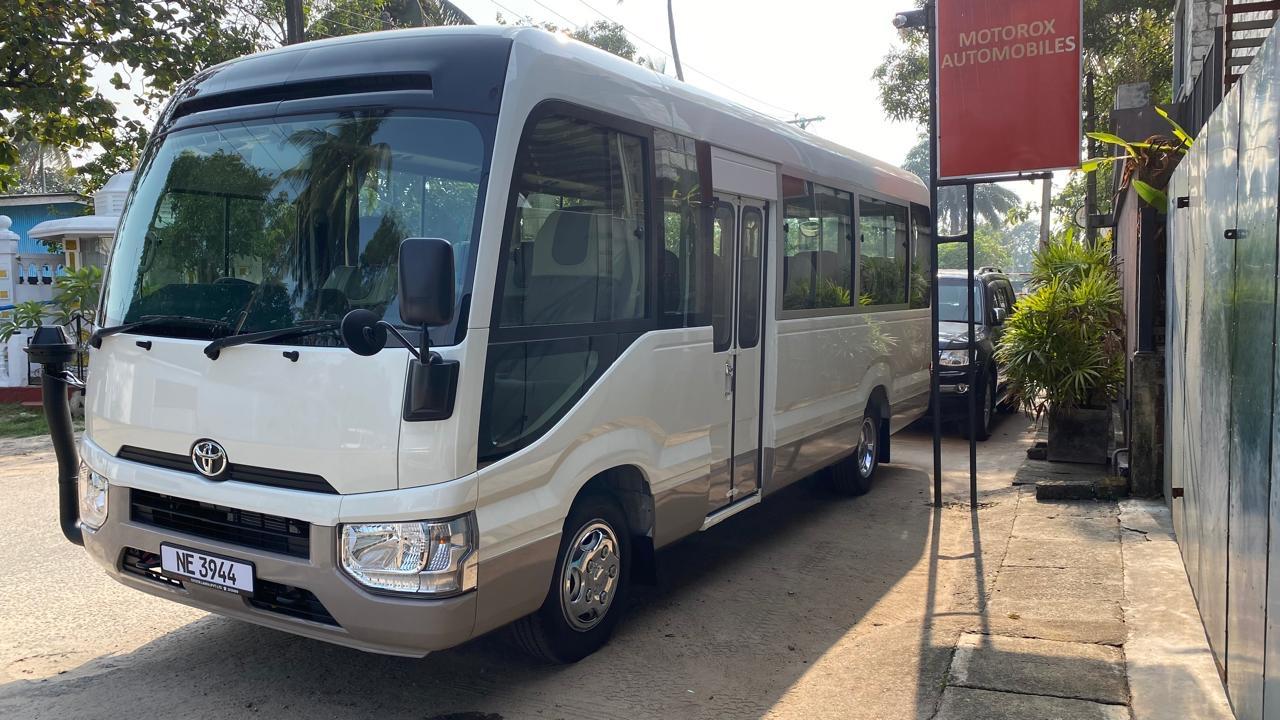 Luxury Coach Executive detail 5